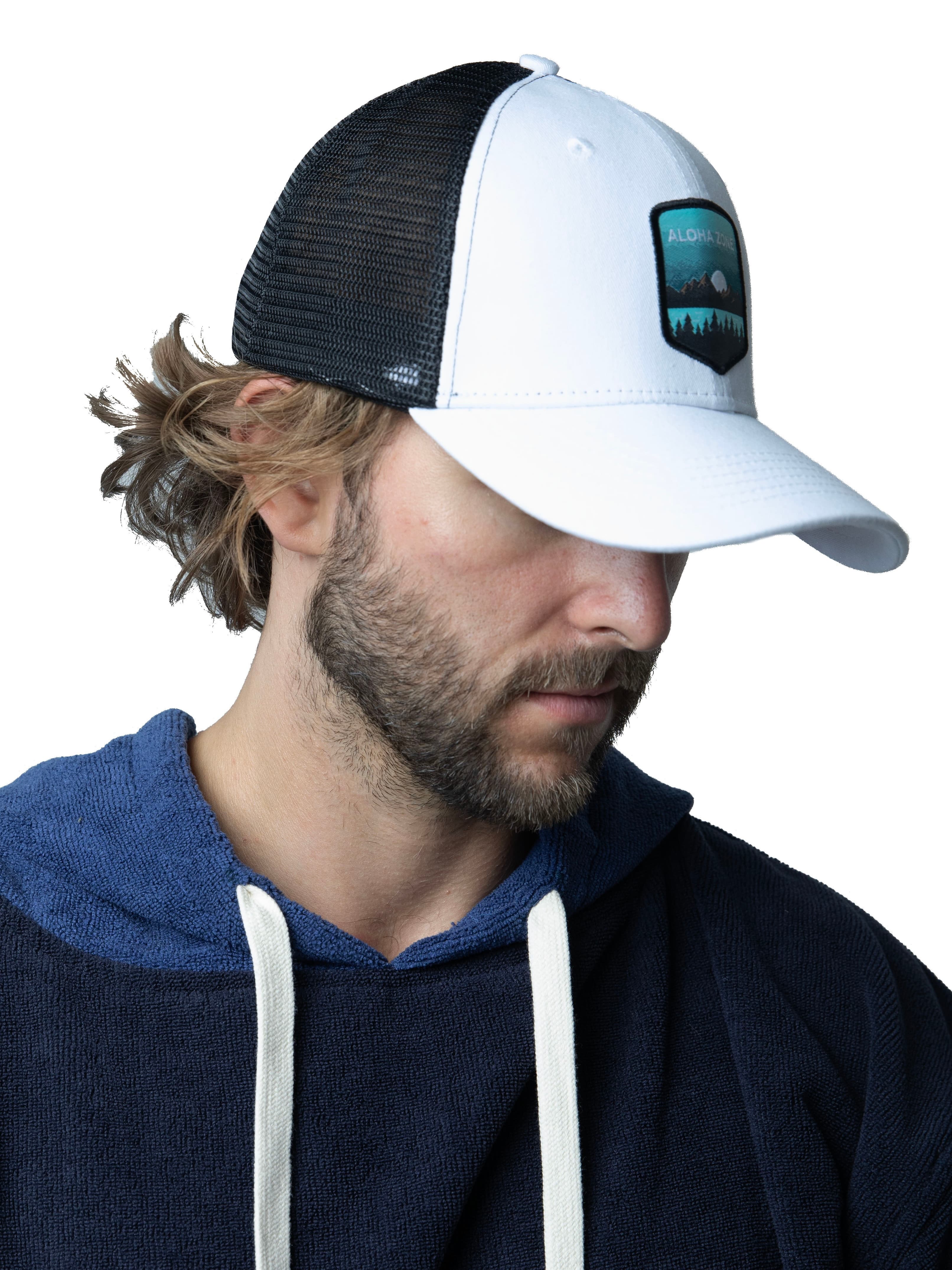 Белая бейсболка Trucker Cap